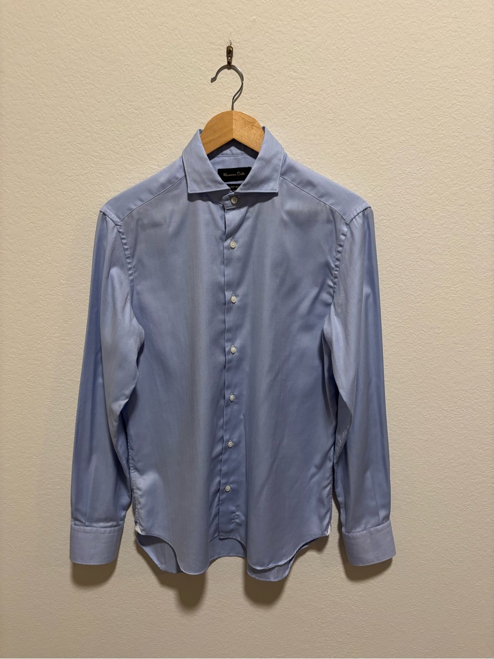 Massimo Dutti Light Blue Dress Shirt with Spread Collar easy iron Italian